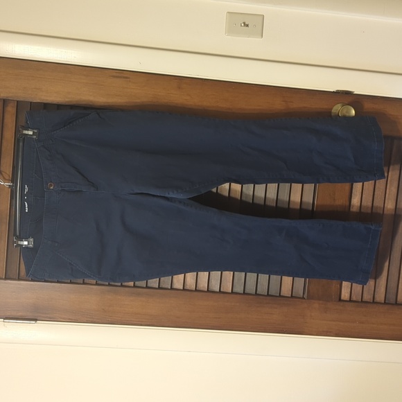 Old Navy boot cut size 16 in one in tan and one in blue - Picture 4 of 8